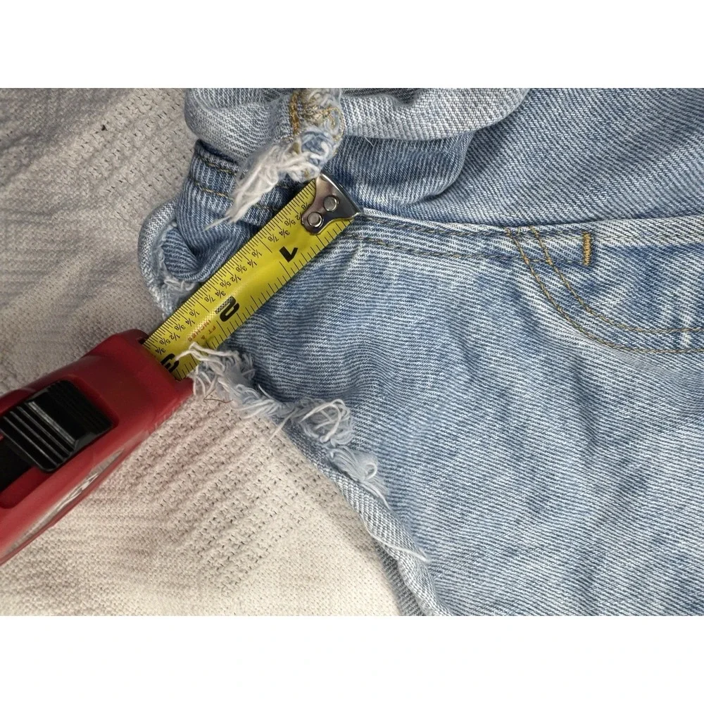 Levis small spot